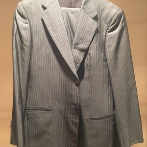 Men’s Giorgio Armani suit